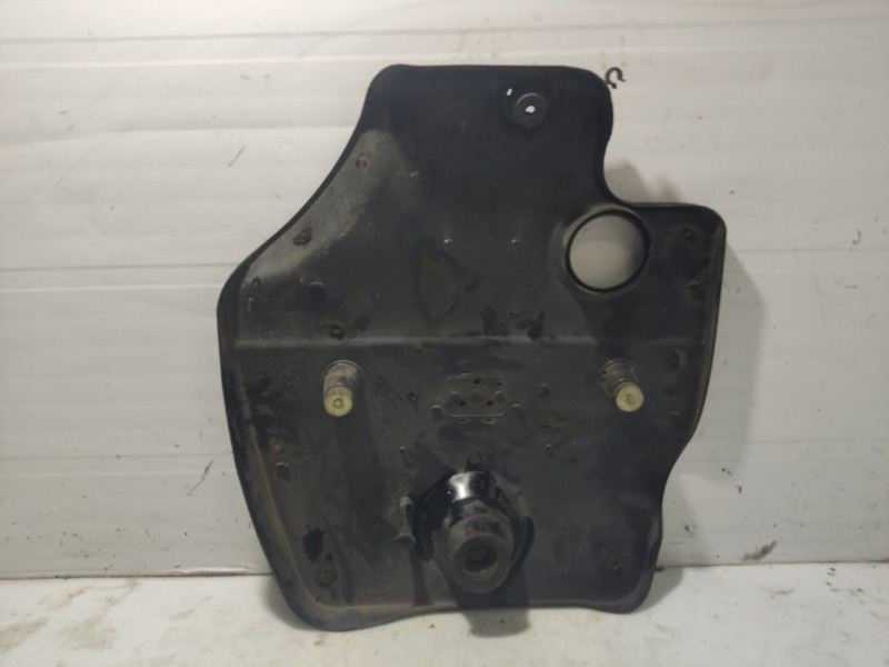 Recambio de tapa motor para seat leon (1m1) 1.9 tdi referencia OEM IAM 038103925FR 0542763E 