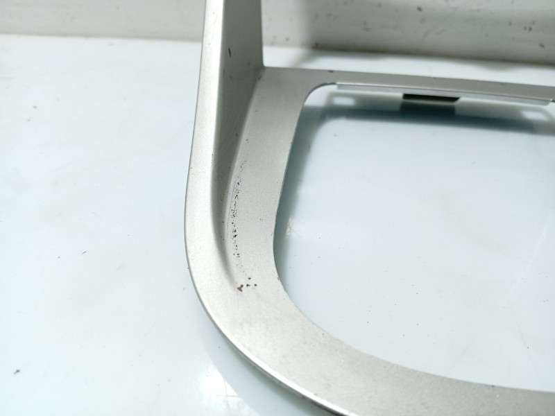 Recambio de moldura para peugeot 307 sw (3h) 1.6 hdi 90 referencia OEM IAM 9651943877  