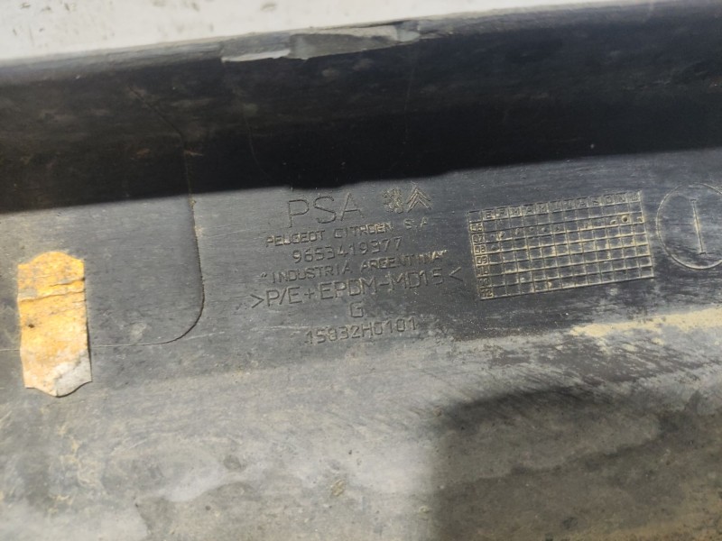 Recambio de moldura para citroën c4 i sedán 1.6 hdi referencia OEM IAM 9653419377  