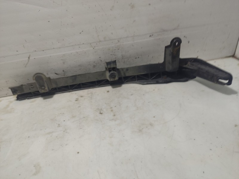 Recambio de moldura para citroën c4 i sedán 1.6 hdi referencia OEM IAM 9682351480  