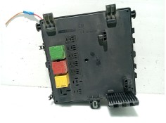 Recambio de caja reles / fusibles para opel vectra c (z02) 1.9 cdti (f69) referencia OEM IAM 13189925 00121852 519047500