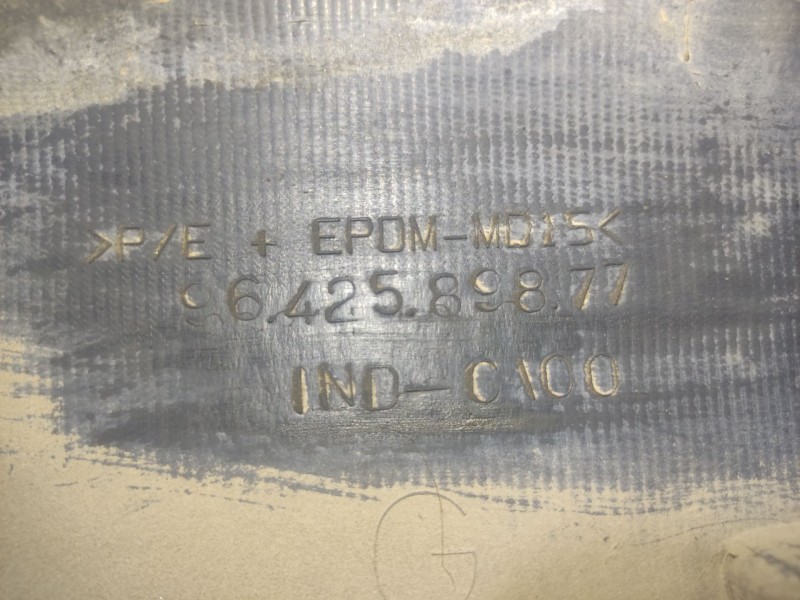 Recambio de moldura para citroën xsara picasso (n68) 2.0 hdi referencia OEM IAM 9642589877  