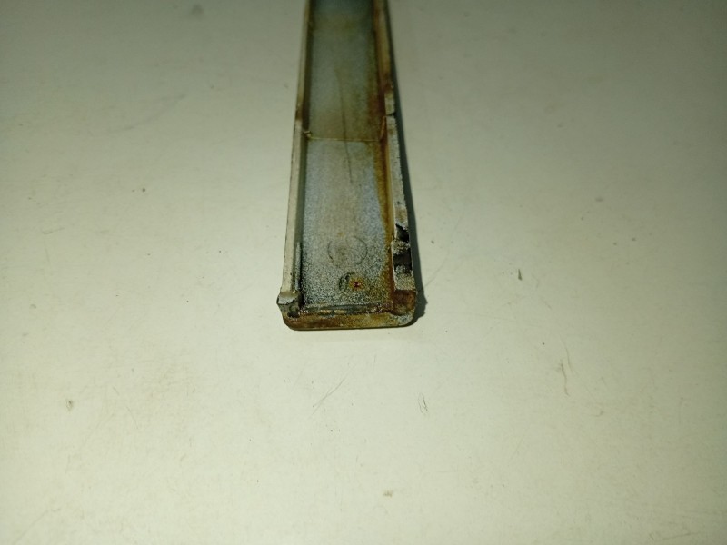 Recambio de moldura para mercedes-benz 190 (w201) d 2.5 (201.126) referencia OEM IAM 2018890163  