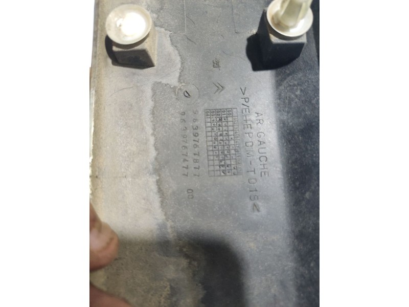 Recambio de moldura para citroën xsara (n1) 1.6 16v referencia OEM IAM 9639767877  