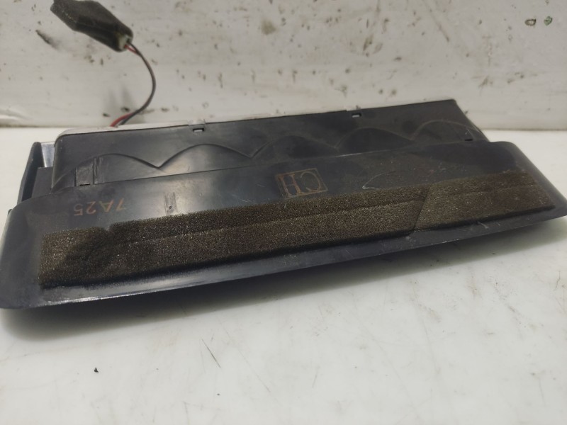 Recambio de luz central de freno para chevrolet tacuma monospace (u100) 1.6 referencia OEM IAM 96260539  