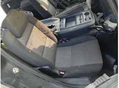 Recambio de asientos traseros para peugeot 307 sw (3h) 1.6 hdi 90 referencia OEM IAM 8881KW 8892Y7 8881KX / 8893AA