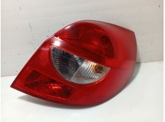 Recambio de piloto trasero derecho para renault clio iii (br0/1, cr0/1) 1.5 dci (c/br0g, c/br1g) referencia OEM IAM 8200459960  
