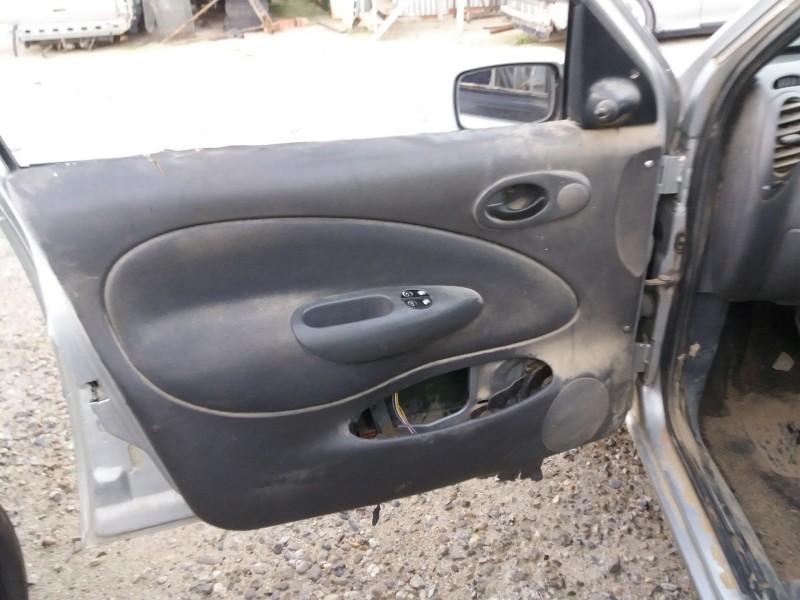 ford fiesta berlina (dx) 1.8 diesel cat   |   0.99 - ... | 1999 | 60 cv / 44 kw del año 1999