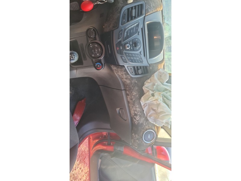 ford fiesta vi (cb1, ccn) del año 2014