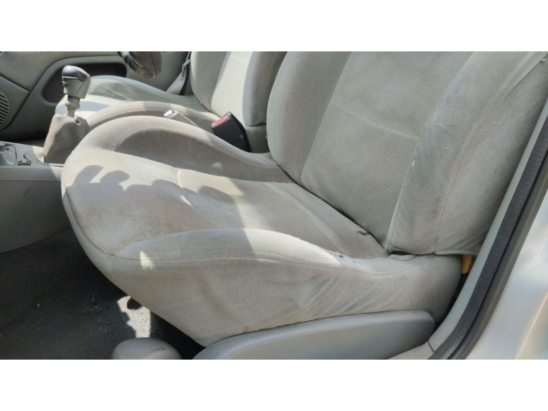 renault clio ii (bb_, cb_) del año 2003