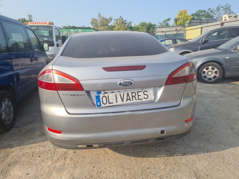 ford mondeo iv sedán (ba7) del año 2009