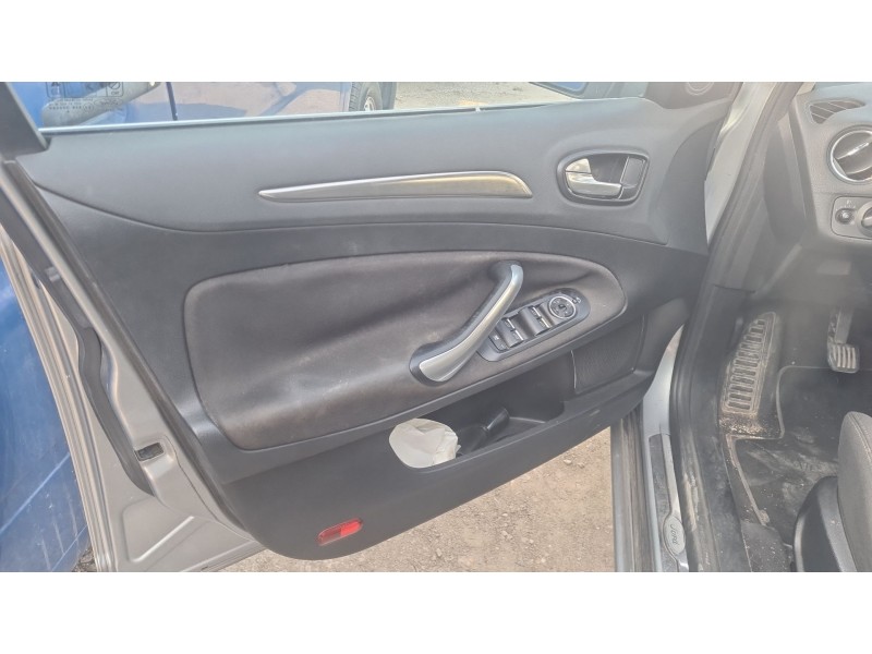 ford mondeo iv sedán (ba7) del año 2009