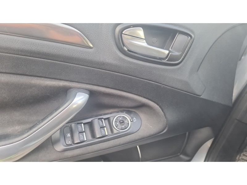 ford mondeo iv sedán (ba7) del año 2009