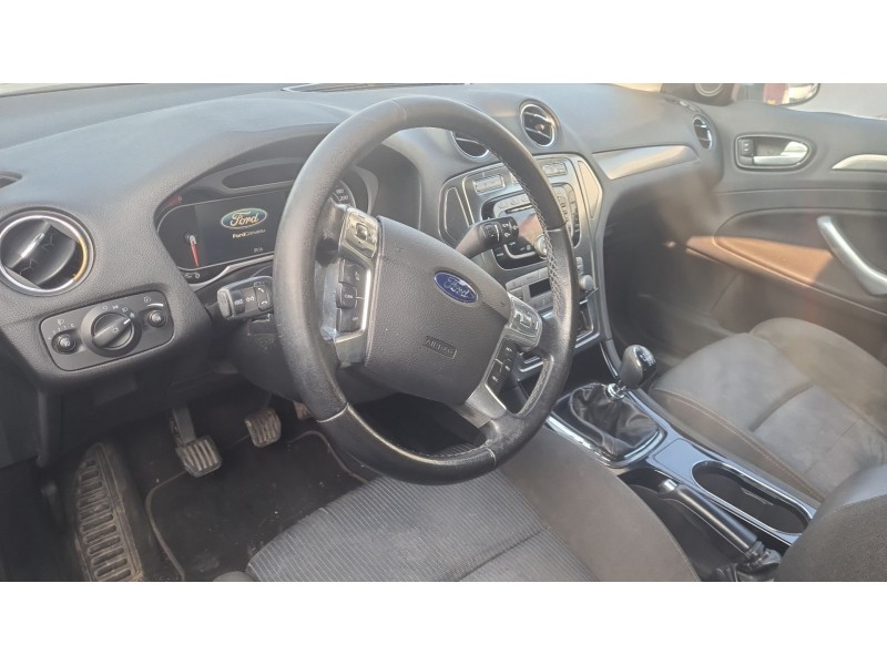 ford mondeo iv sedán (ba7) del año 2009