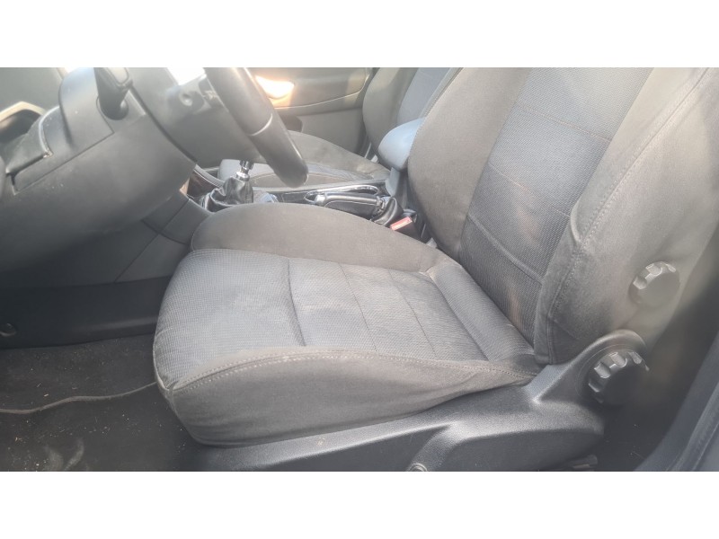 ford mondeo iv sedán (ba7) del año 2009