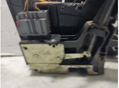 Recambio de cerradura puerta delantera izquierda para ford fiesta (cbk) 1.4 tdci cat referencia OEM IAM 1372467  