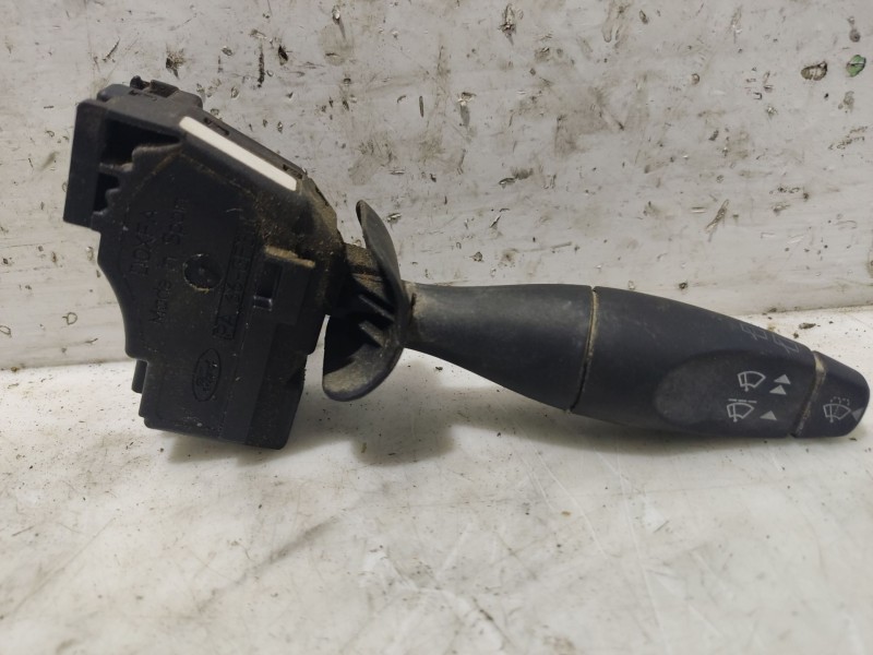 Recambio de mando limpia para ford fiesta (cbk) 1.4 tdci cat referencia OEM IAM 1140522  