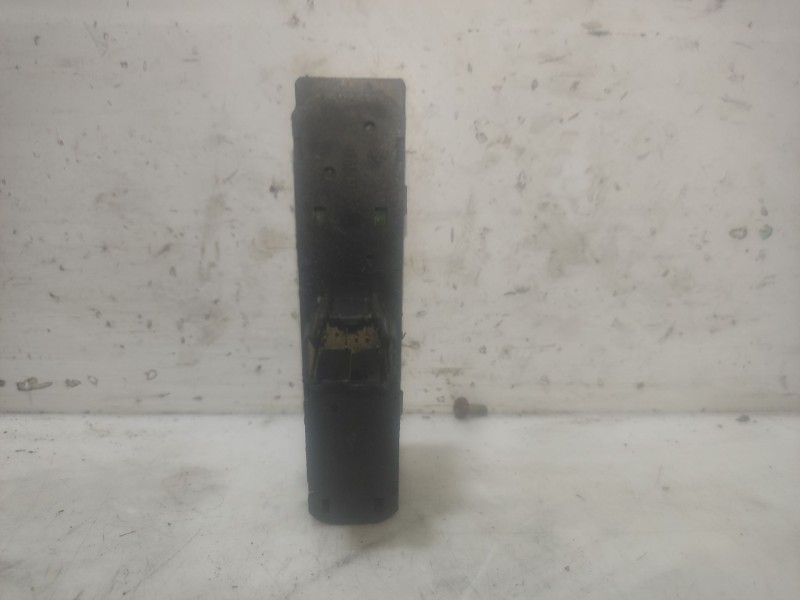 Recambio de interruptor para ford fiesta (cbk) 1.4 tdci cat referencia OEM IAM 2S68TC621AC  