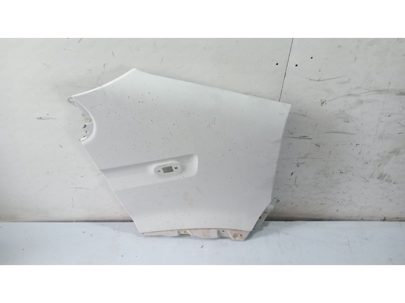 Recambio de aleta delantera derecha para nissan interstar (x70) referencia OEM IAM 6311200QAD  
