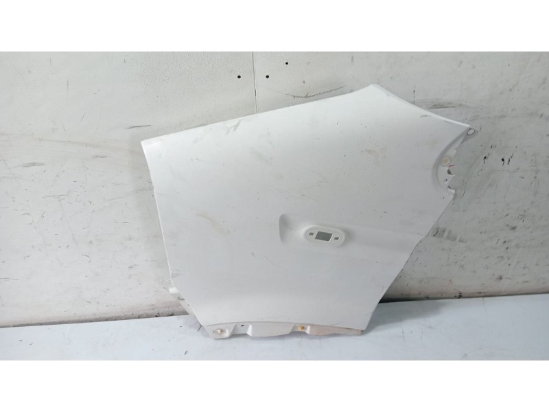 Recambio de aleta delantera izquierda para nissan interstar (x70) referencia OEM IAM 6311300QAD  