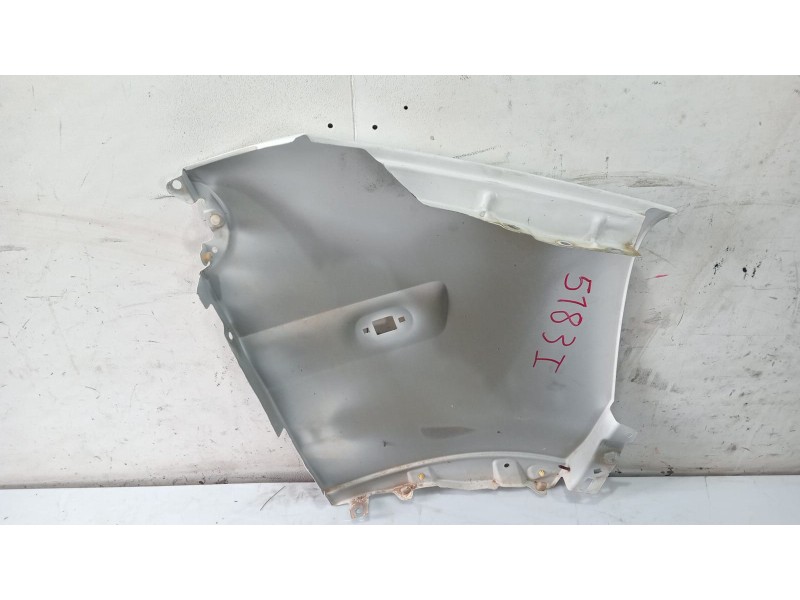 Recambio de aleta delantera izquierda para nissan interstar (x70) referencia OEM IAM 6311300QAD  