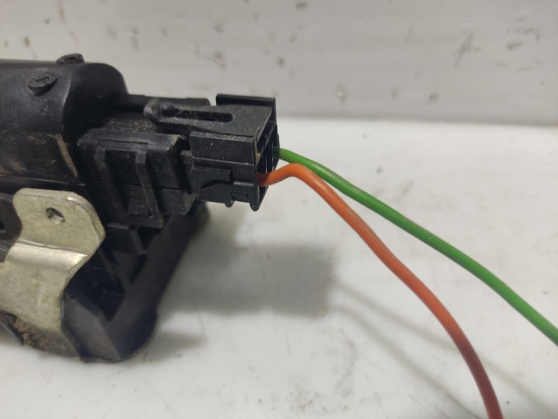 Recambio de cerradura puerta delantera izquierda para nissan interstar (x70) referencia OEM IAM 8050300QAJ  