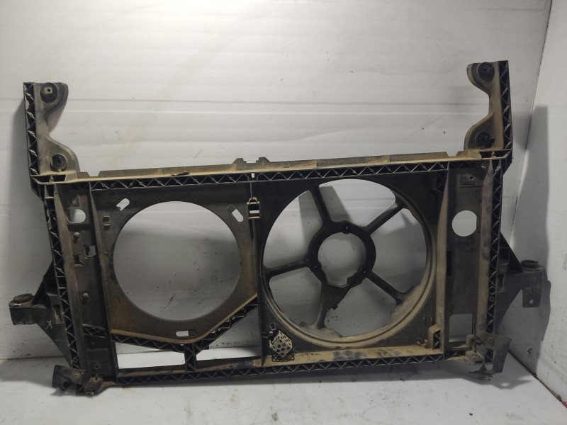 Recambio de moldura para nissan interstar (x70) referencia OEM IAM 8200620667  