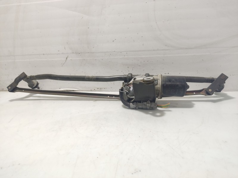 Recambio de motor limpia delantero para nissan interstar (x70) referencia OEM IAM 2638800QAC  