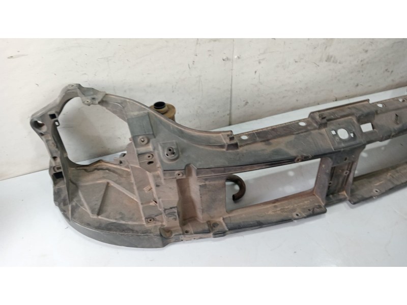 Recambio de panel frontal para nissan interstar (x70) referencia OEM IAM 6250000QAB  