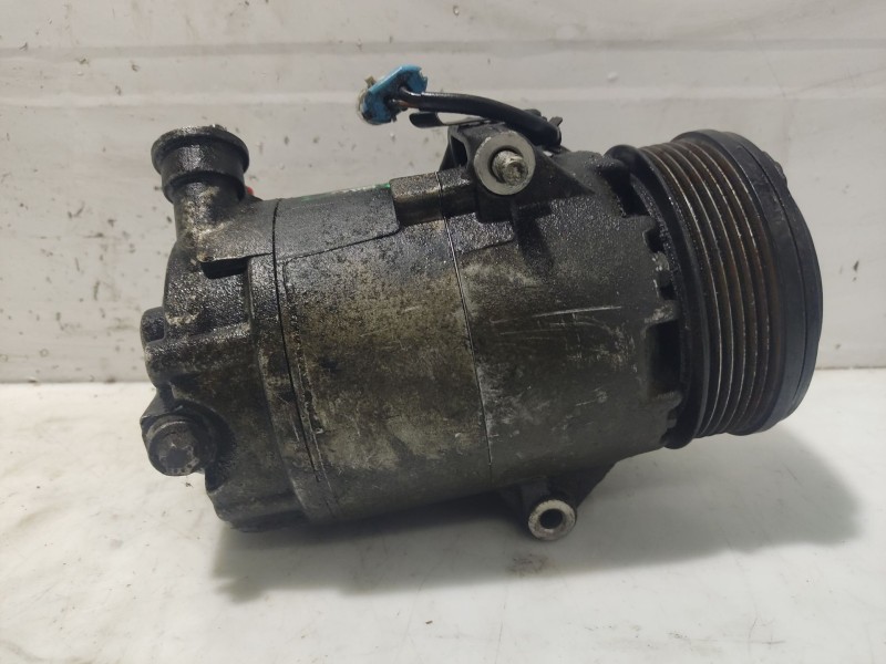 Recambio de compresor aire acondicionado para opel zafira a referencia OEM IAM 6854010 6854031 