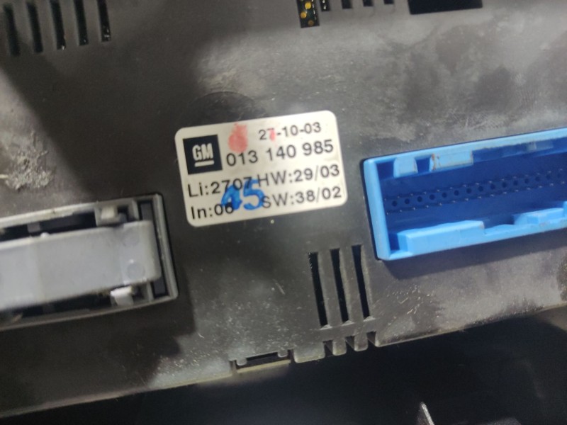 Recambio de mando climatizador para opel zafira a referencia OEM IAM 013140985  