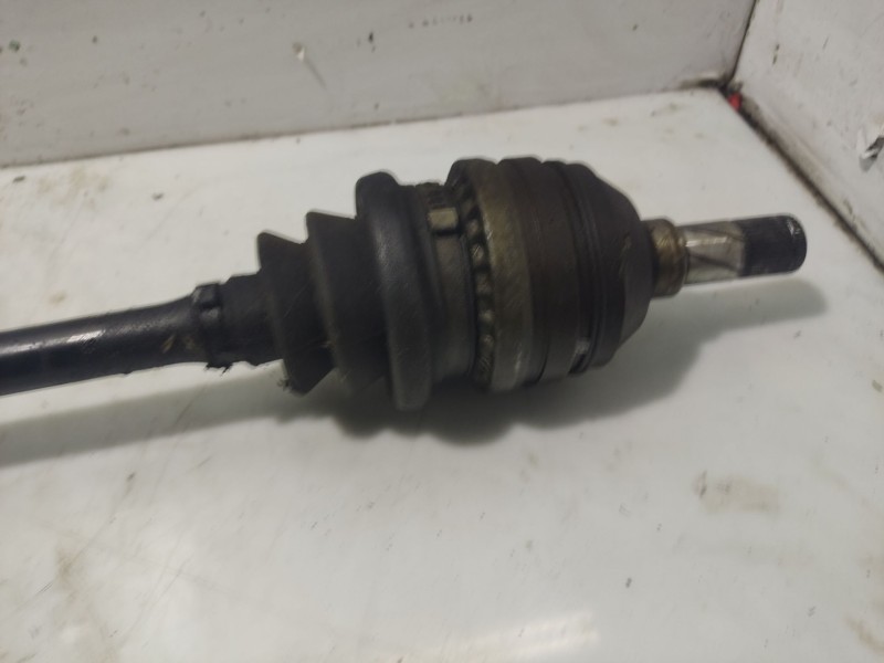 Recambio de transmision delantera derecha para opel zafira a referencia OEM IAM 13245911  