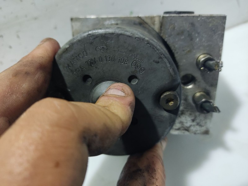 Recambio de abs para nissan almera ii (n16) 2.2 di referencia OEM IAM 11000041061 476604m520 0130108099