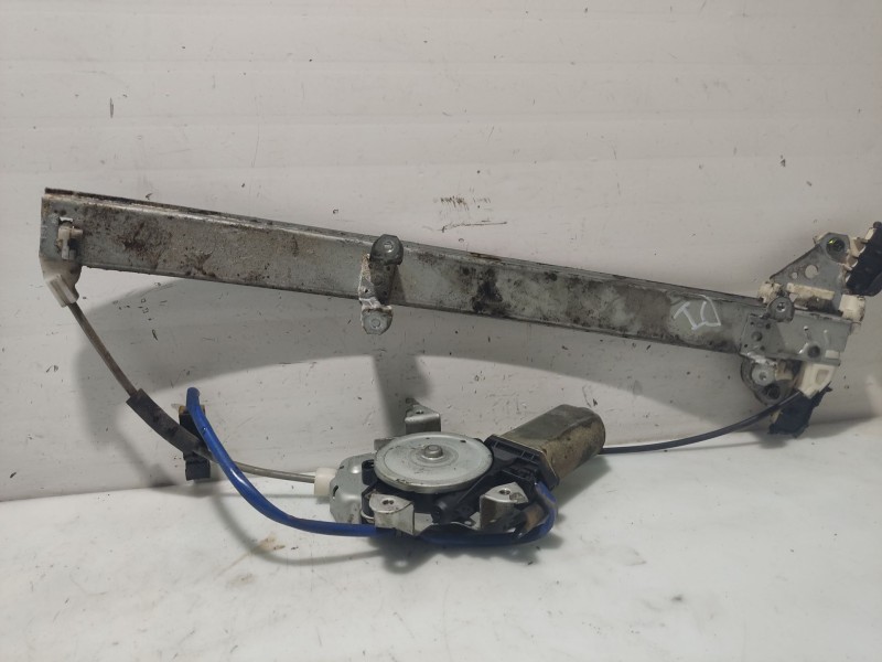 Recambio de elevalunas delantero izquierdo para nissan almera ii (n16) 2.2 di referencia OEM IAM 807214M401  