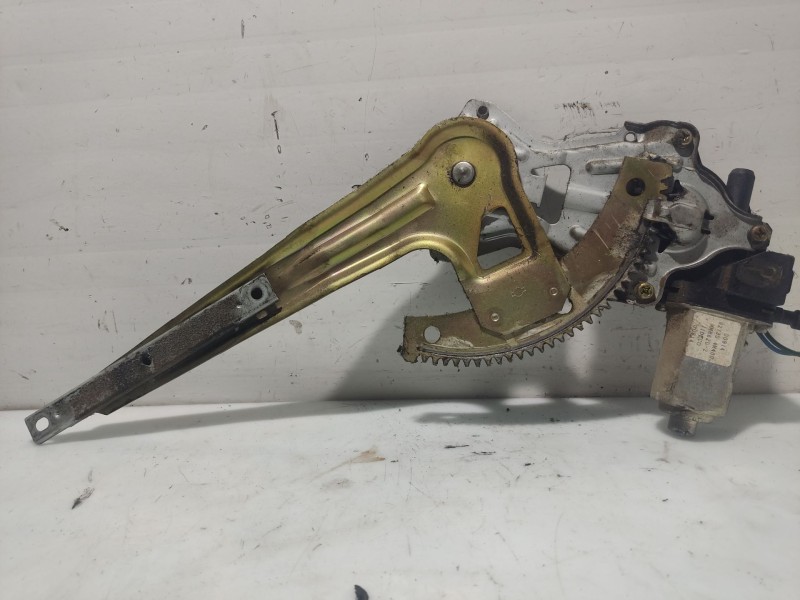 Recambio de elevalunas trasero derecho para nissan almera ii (n16) 2.2 di referencia OEM IAM 827204M400  