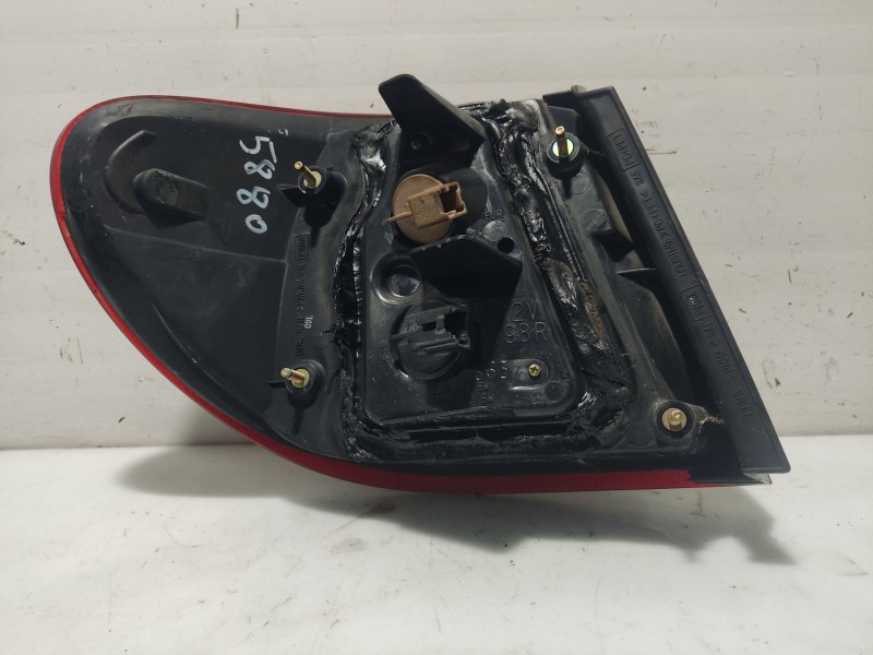 Recambio de piloto trasero derecho para nissan almera ii (n16) 2.2 di referencia OEM IAM 265505M528  