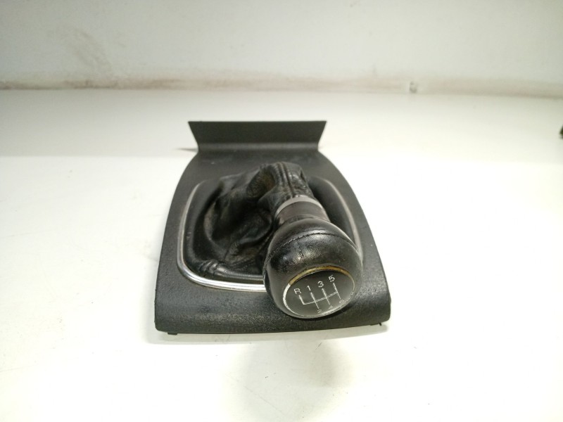 Recambio de moldura para audi a6 c5 avant (4b5, 4b6) 2.5 tdi referencia OEM IAM 4B0864261CR  