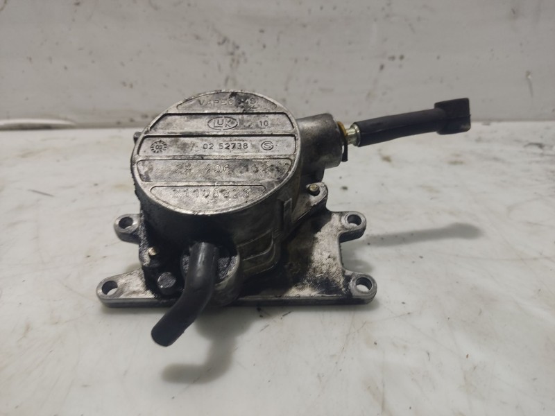 Recambio de bomba vacio / depresor freno para opel zafira a referencia OEM IAM 24406132 21100323 