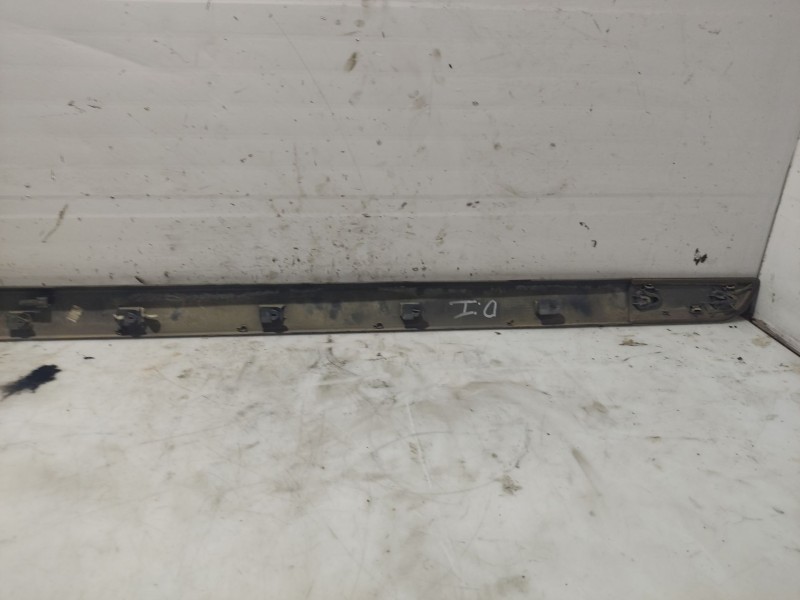 Recambio de moldura para renault scénic ii (jm0/1_) 1.5 dci (jm0f) referencia OEM IAM 8200136733  