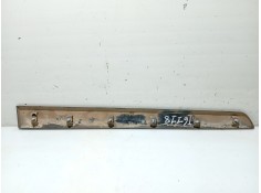 Recambio de moldura puerta trasera izquierda para renault kangoo express (fw0/1_) 1.5 dci 70 (fw0a, kw0v) referencia OEM IAM 820 2