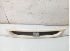 Recambio de moldura para seat cordoba vario (6k5) 1.6 i referencia OEM IAM 6k0854643   2