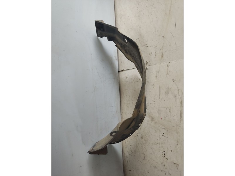 Recambio de paso de rueda delantero derecho para nissan interstar (x70) referencia OEM IAM 6388000QAD  