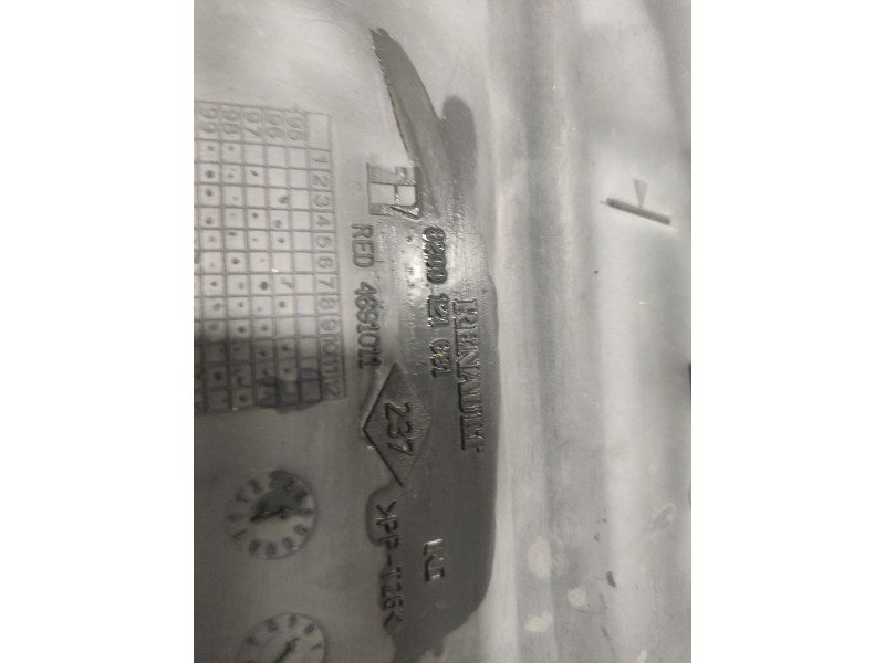 Recambio de moldura para nissan interstar (x70) referencia OEM IAM 8200121681 8200187748 