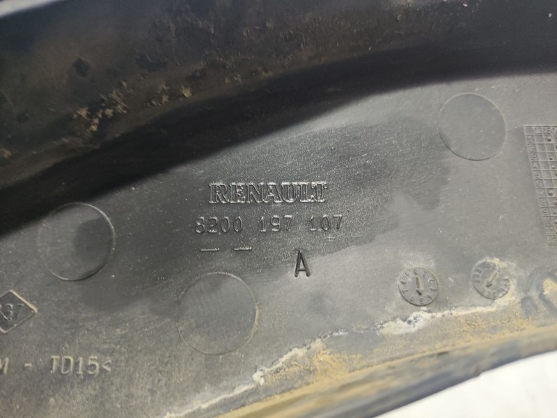 Recambio de moldura para nissan interstar (x70) referencia OEM IAM 8200197107  