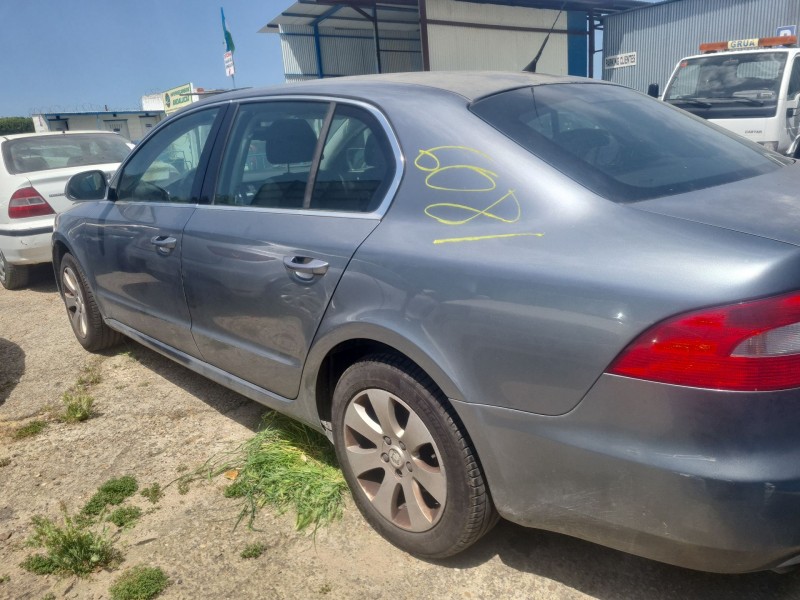 skoda superb ii (3t4) del año 2009