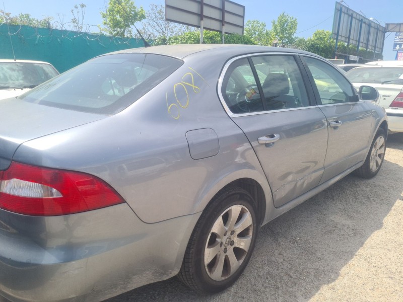 skoda superb ii (3t4) del año 2009