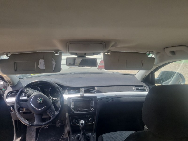 skoda superb ii (3t4) del año 2009