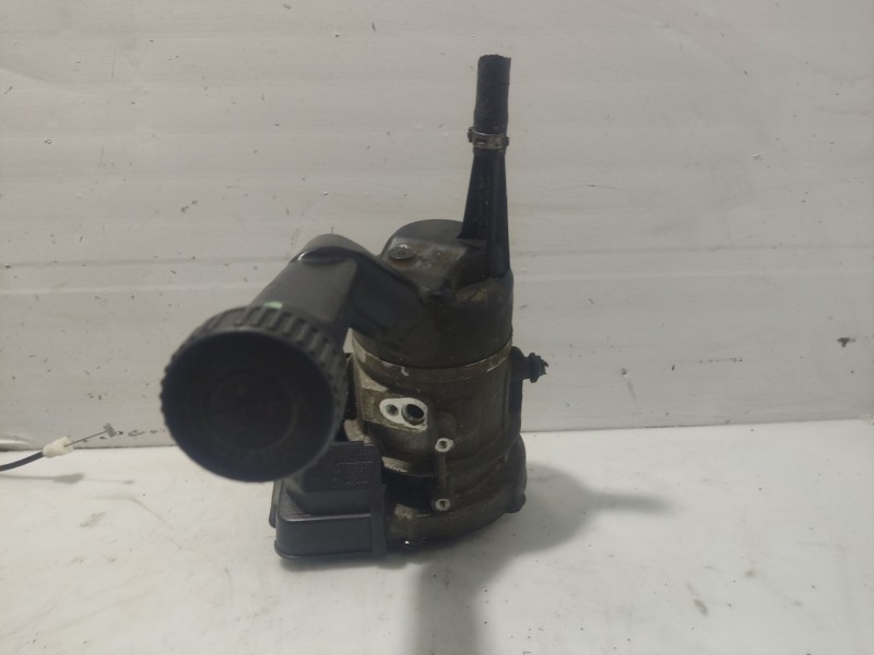 Recambio de bomba direccion para peugeot 308 referencia OEM IAM 400855  
