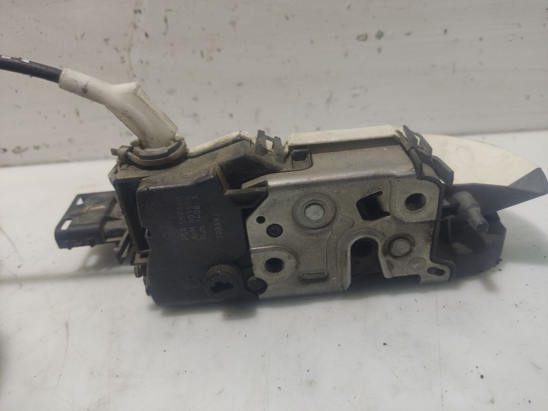 Recambio de cerradura puerta delantera izquierda para peugeot 308 referencia OEM IAM 9136CR  