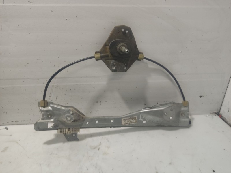 Recambio de elevalunas trasero derecho para peugeot 308 referencia OEM IAM 9677737480  